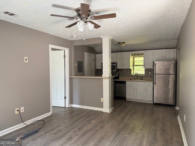 Foto del edificio - 1066 Old Powder Springs Rd SW