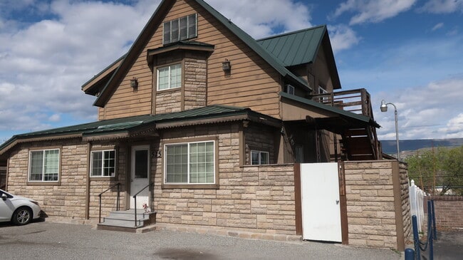 Foto del edificio - 525 S Mission St