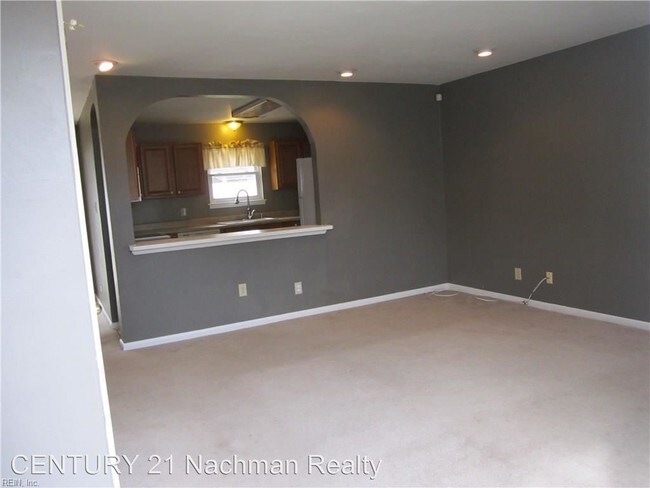 Building Photo - 4 br, 1.5 bath House - 3720 Red Barn Road