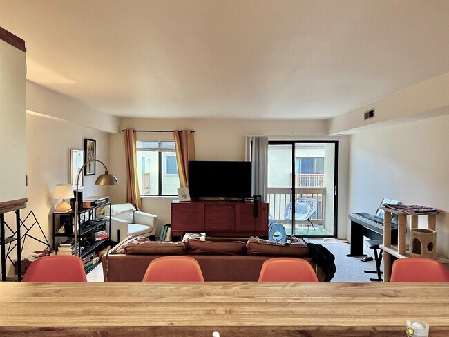 Foto del edificio - 1002 Linden Ave