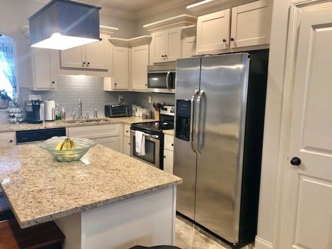 Foto del edificio - Oxford Mississippi 3BR, 3.5 BA condo in Creekside.