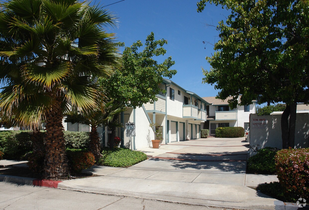 Foto principal - 1654 Oliver Ave