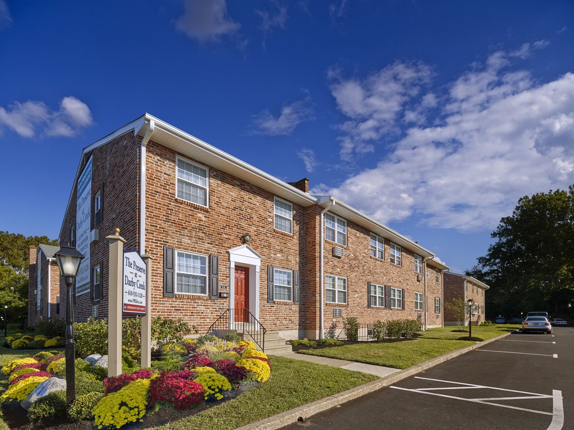 the-preserve-at-darby-creek-apartments-in-prospect-park-pa