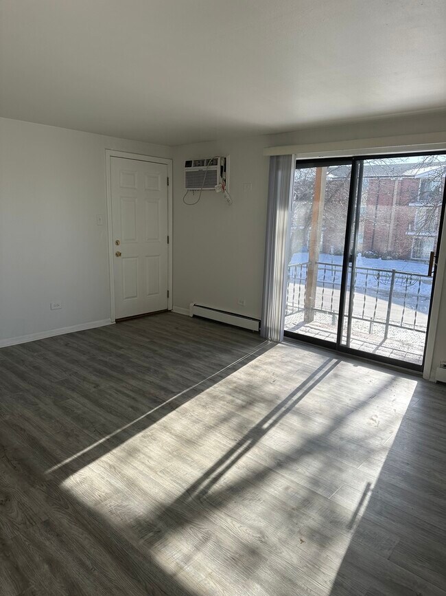 Building Photo - 7158 82nd St