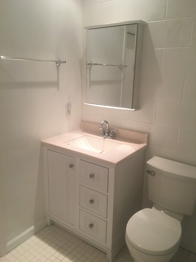 Bathroom - 211 6th St
