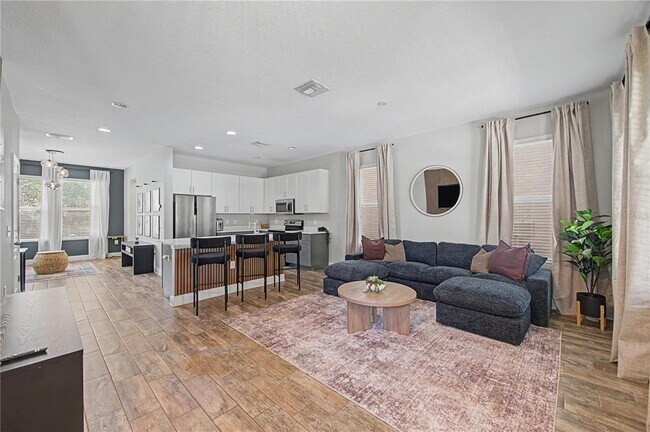 Foto del edificio - 2126 W Spruce St