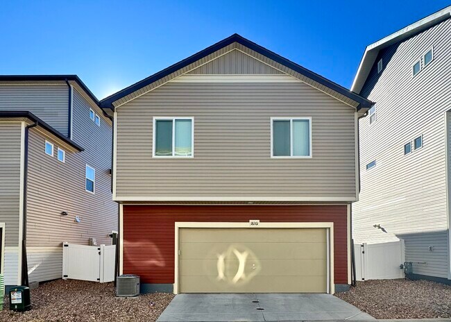 Building Photo - 18261 E 51st Ave