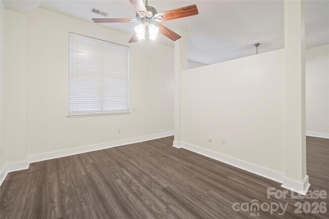 Foto del edificio - 716 N Davidson St