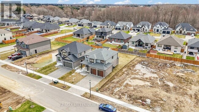 Building Photo - 176 Foxborough Pl