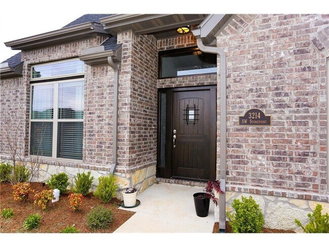 Foto del edificio - 3214 SW Stonepoint Ave