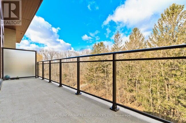 Building Photo - 1575 Lakeshore Rd W