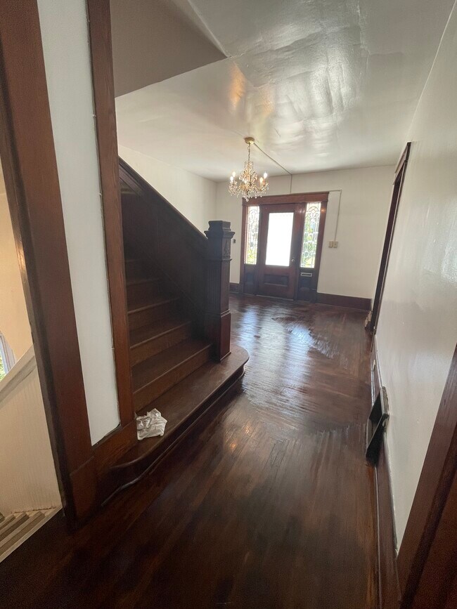 Entry to apartment - 377 Lawson Ave
