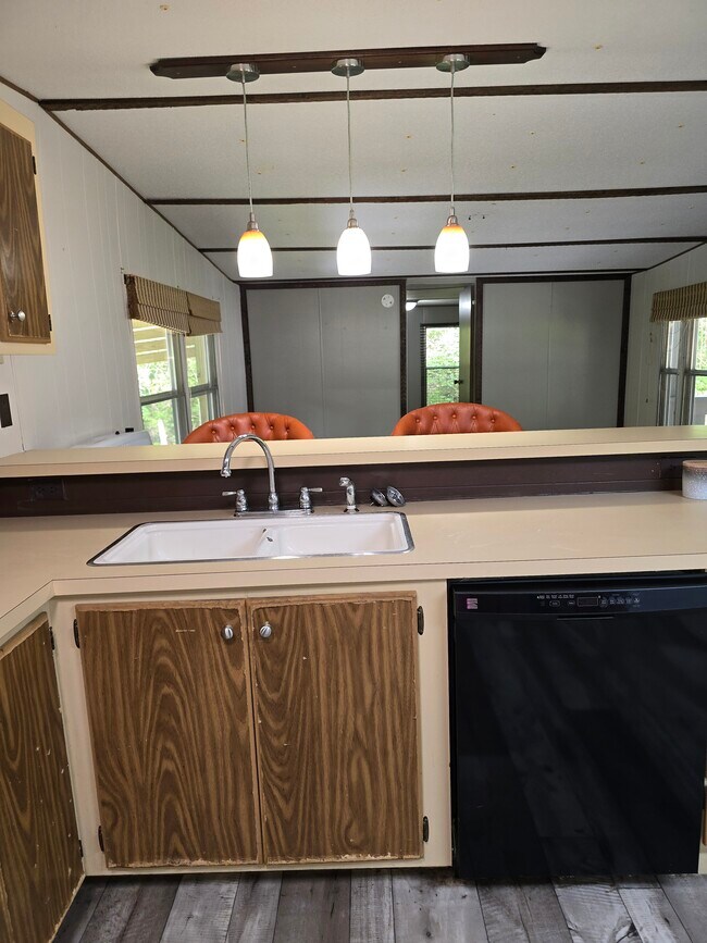 Foto del edificio - 234 S Highway 27 Loop 4 W