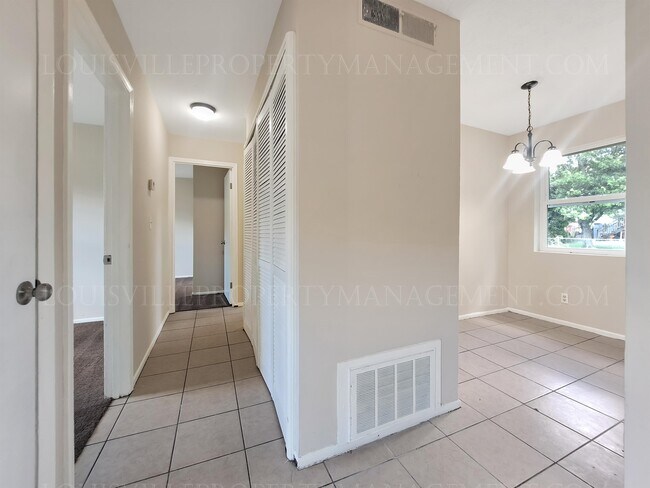 Building Photo - 5212 Terrace Green Cir