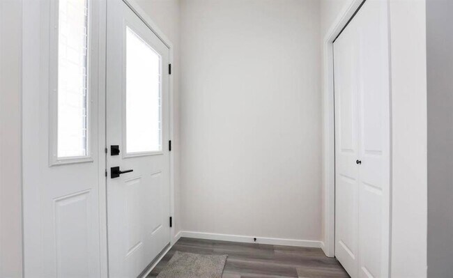 Photo du bâtiment - 99 Bear Creek Bay