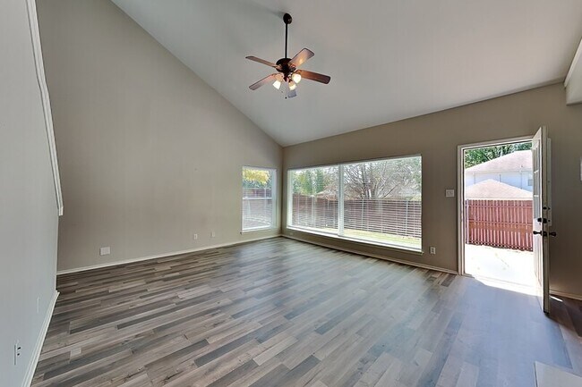 Foto del edificio - 3812 Dalston Ln