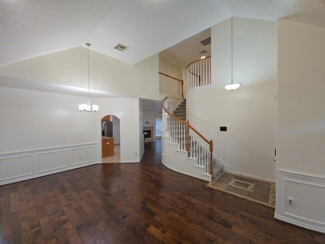 Foto del edificio - 16514 Bluff Springs Dr