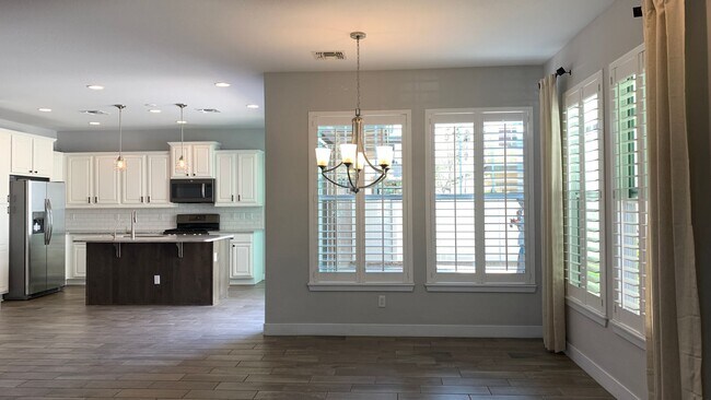 Foto del edificio - Your Next Home — Where Comfort Meets Style...