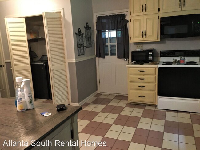 Foto del edificio - 3 br, 2.5 bath House - 220 Oak Street