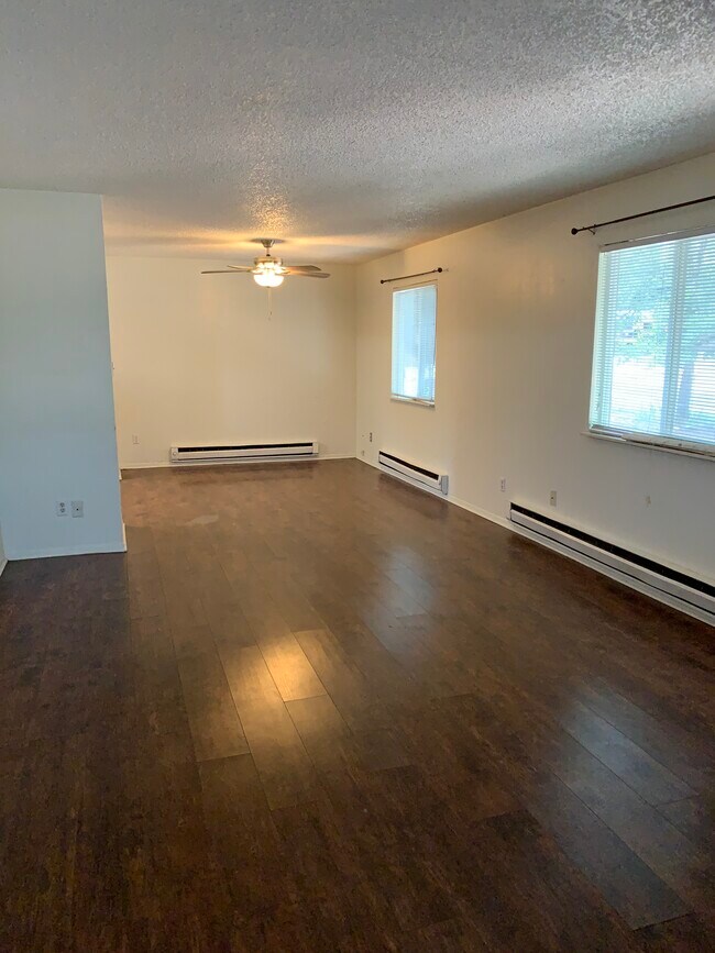 Foto del edificio - 914 Oak Ave