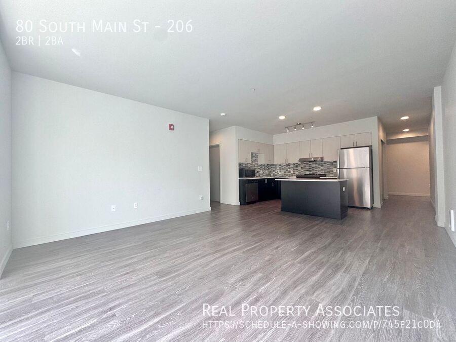 Photo - 80 South Main St-206