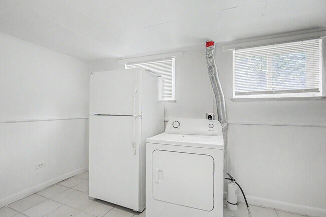 Foto del edificio - 5938 E 14th Ave