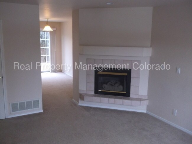Building Photo - 6174 Colony Cir