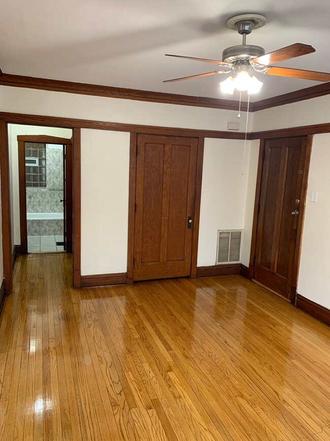 Foto del edificio - 4024 W Cortland St
