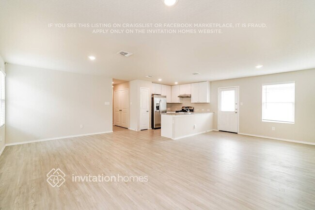 Foto del edificio - 7326 Plata Cir