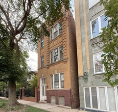 Building Photo - 1640 W Melrose St