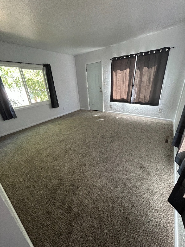 Building Photo - 221 9th Ave S