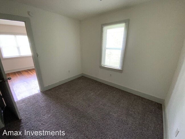 Building Photo - 2 br, 1 bath House - 9 Switzler St