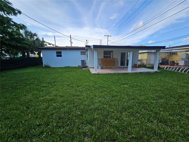 Foto del edificio - 10680 SW 4th St