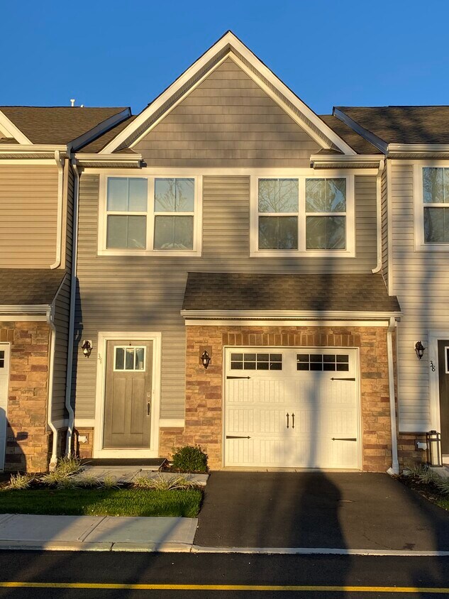 Front View - 37 Athens Way