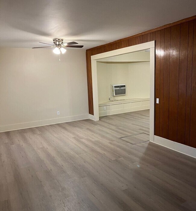 Foto del edificio - Cutler home for Rent