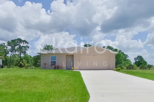 Building Photo - 4341 NW 34th Ave