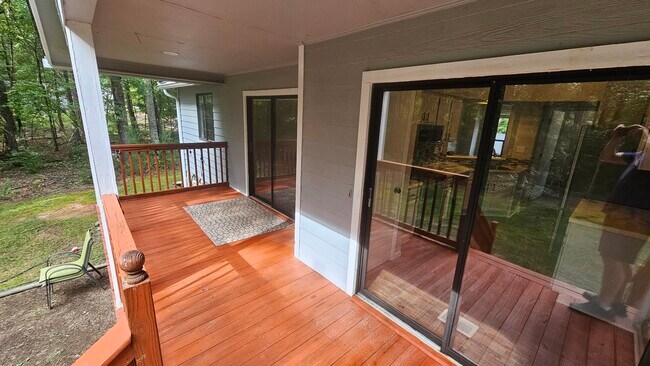 Building Photo - 2059 Haire Rd