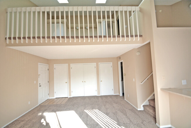 Building Photo - Loft One Bedroom plus additional main floo...