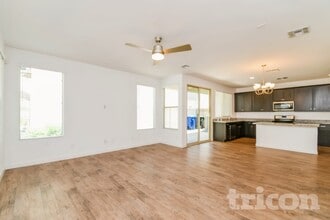 Building Photo - 4804 S Mole