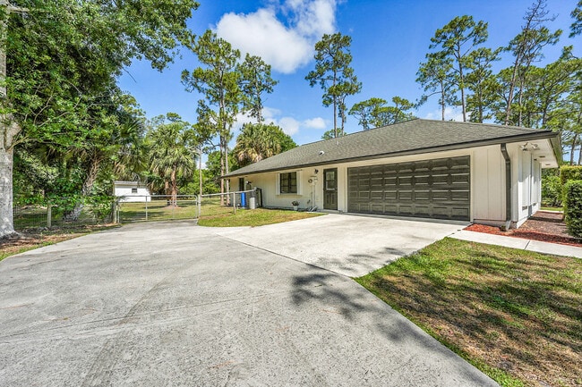 Foto del edificio - 17717 Bridle Ln