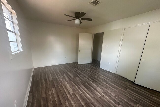 Foto del edificio - Completely Renovated 2-bedroom home in Laf...