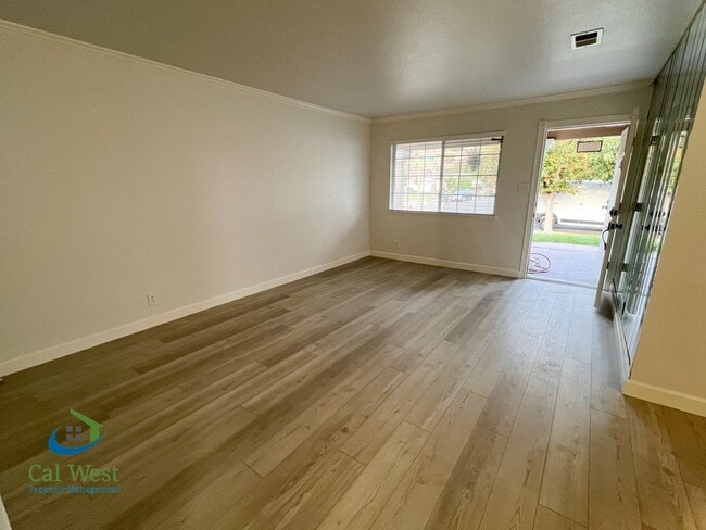Building Photo - 4484 Lullaby Ln