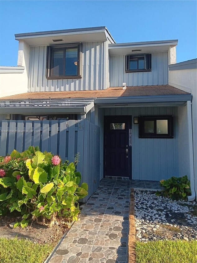 Foto principal - 1532 Gabriel St