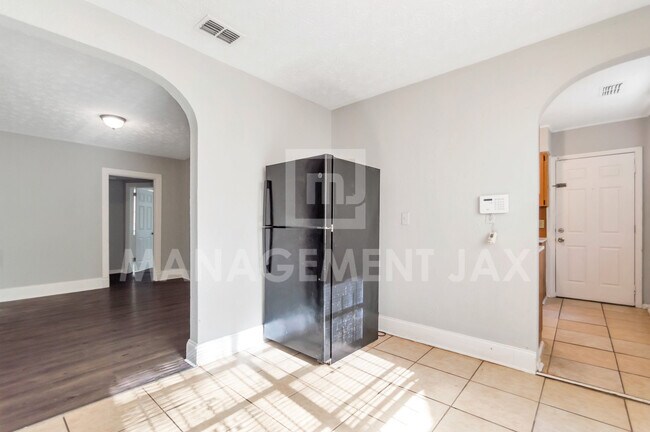 Foto del edificio - 2311 W 16th St