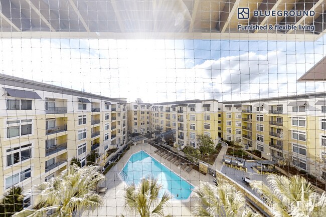 Foto del edificio - 5200 Iron Horse Pkwy