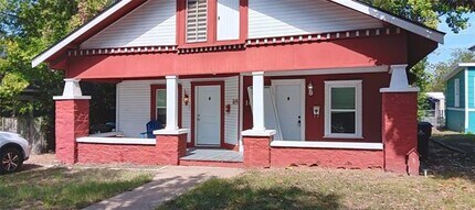 Building Photo - 105 E Hull St