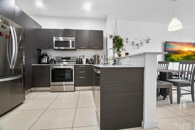 Foto del edificio - 3429 NW 13th St