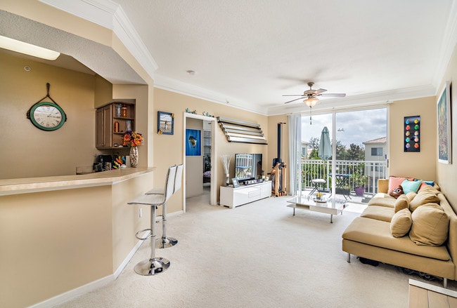 Building Photo - 4302 Myrtlewood Cir E