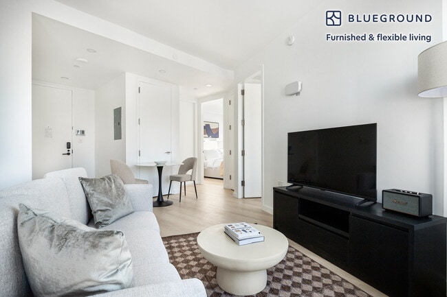 Building Photo - 150 Lawrence St