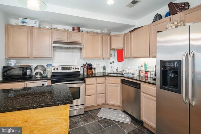 Building Photo - 1520 Kater St